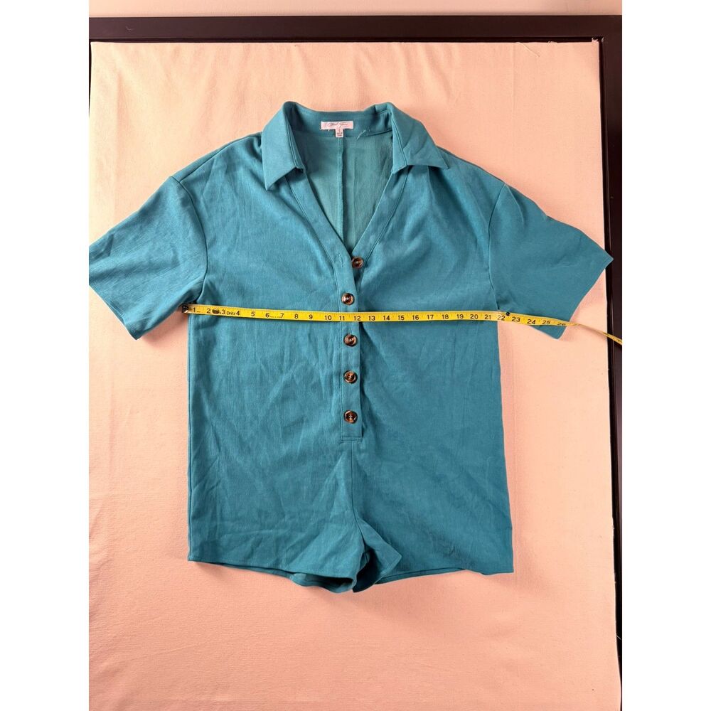 Cloud Ten Teal Collared Button Front Romper Shorts Size Small